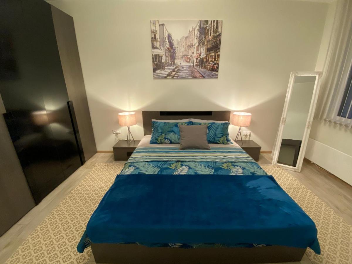 Habitat Sea View Apartment Varna Esterno foto