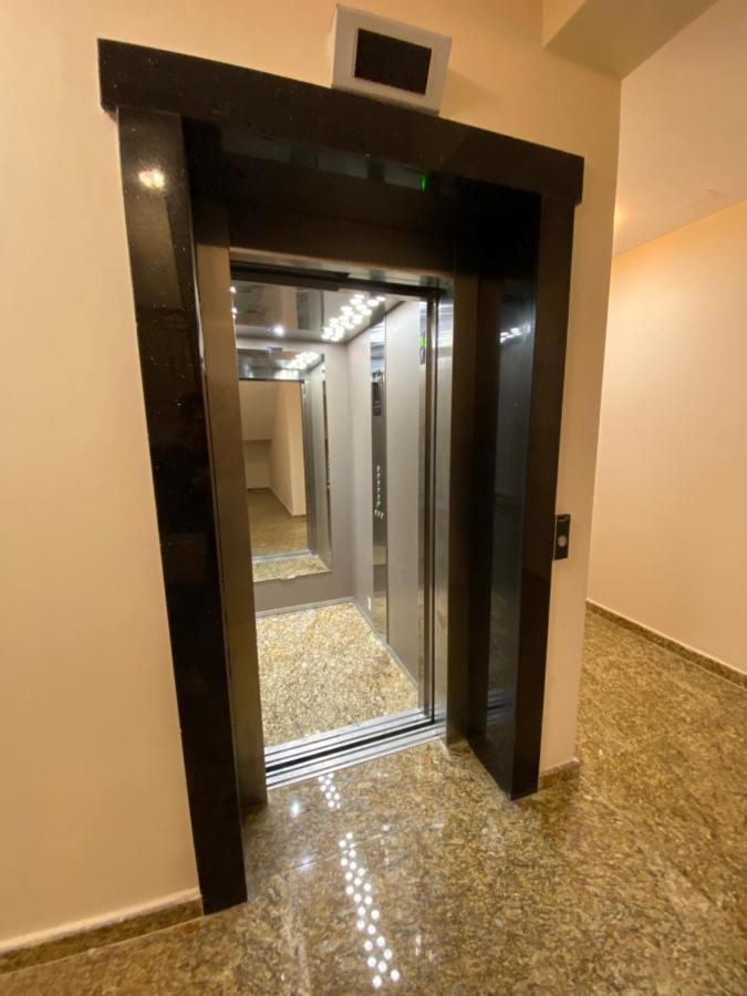 Habitat Sea View Apartment Varna Esterno foto