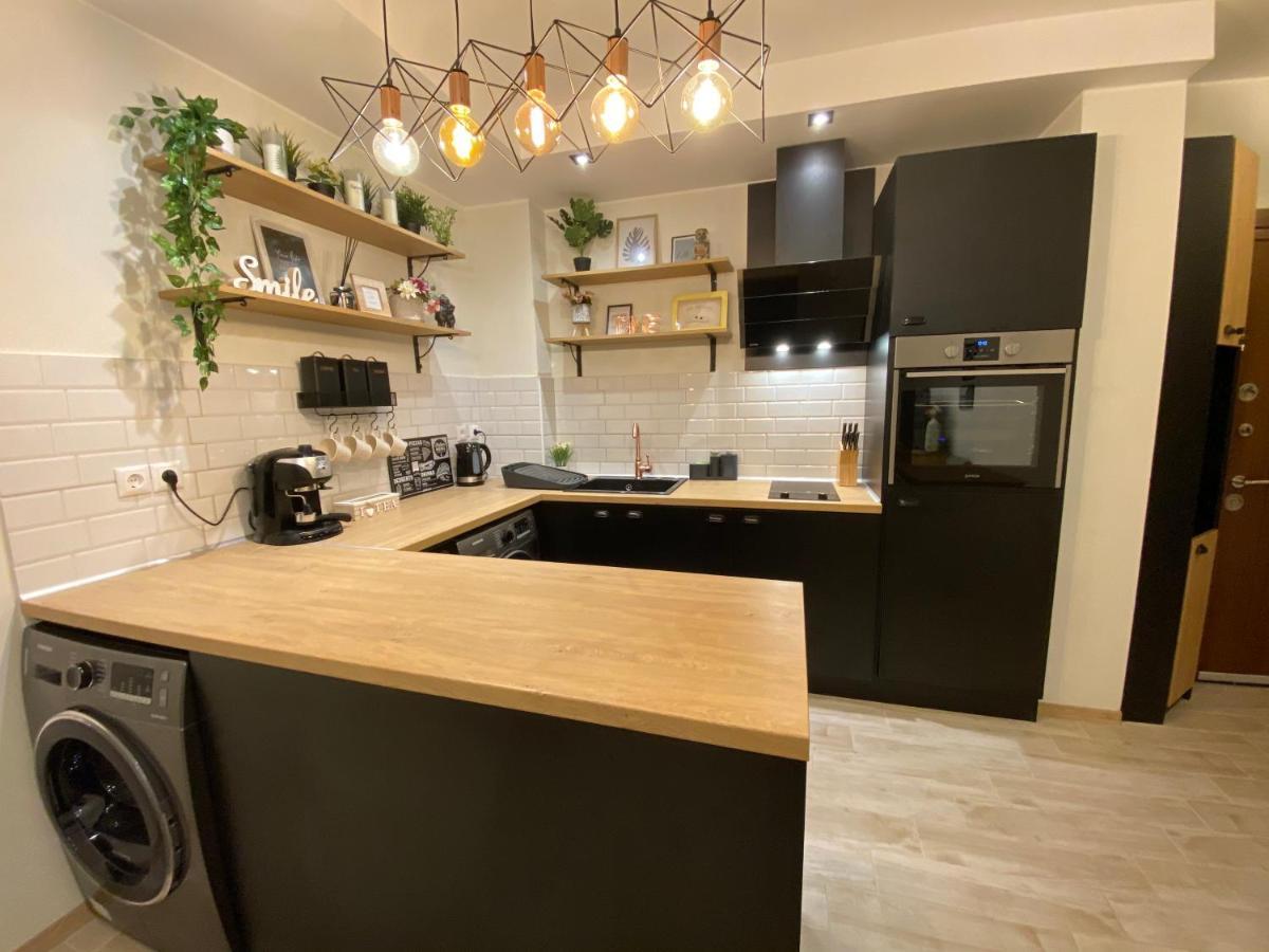 Habitat Sea View Apartment Varna Esterno foto