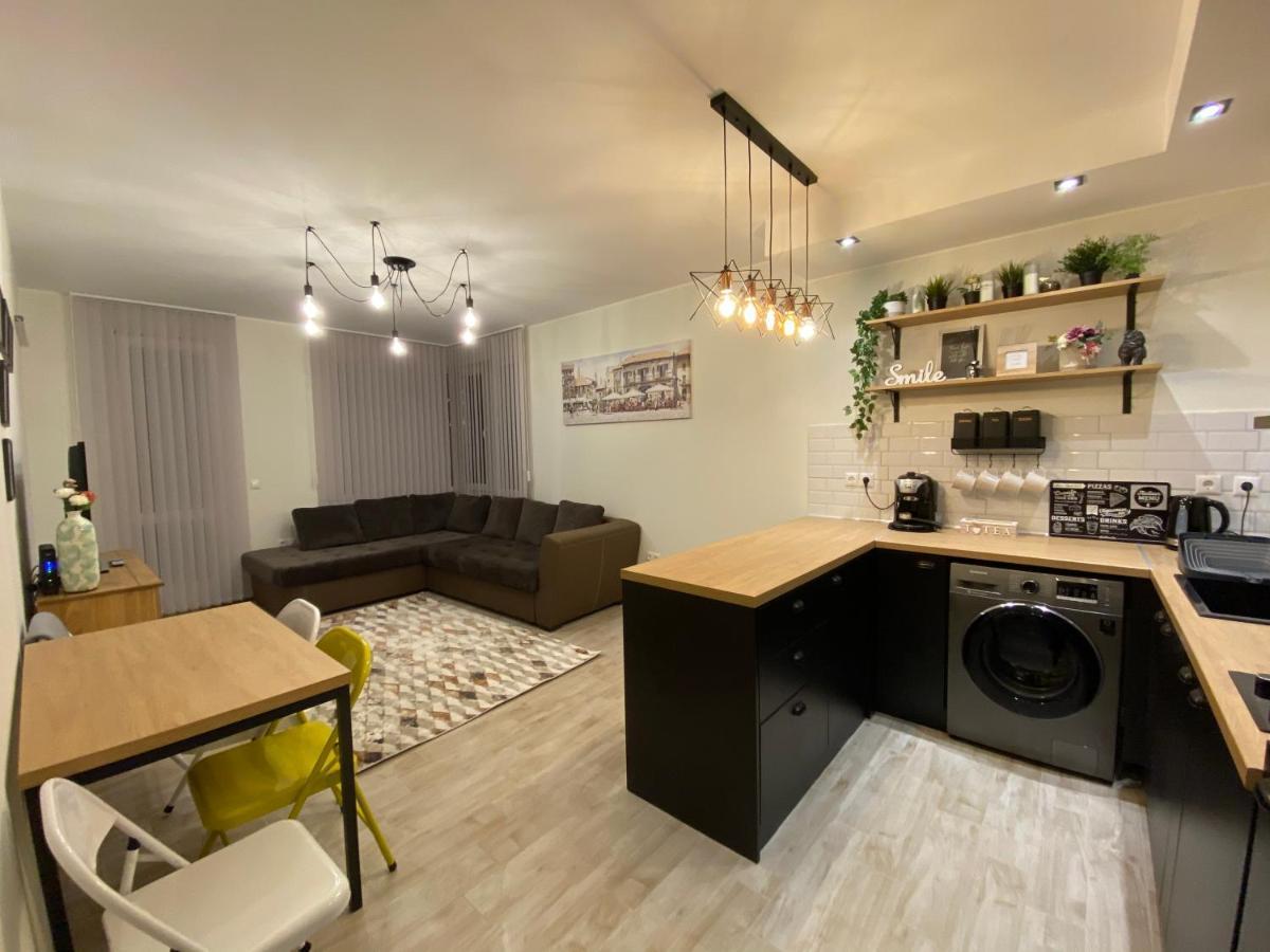 Habitat Sea View Apartment Varna Esterno foto