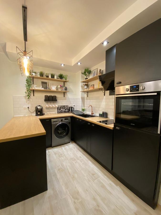 Habitat Sea View Apartment Varna Esterno foto