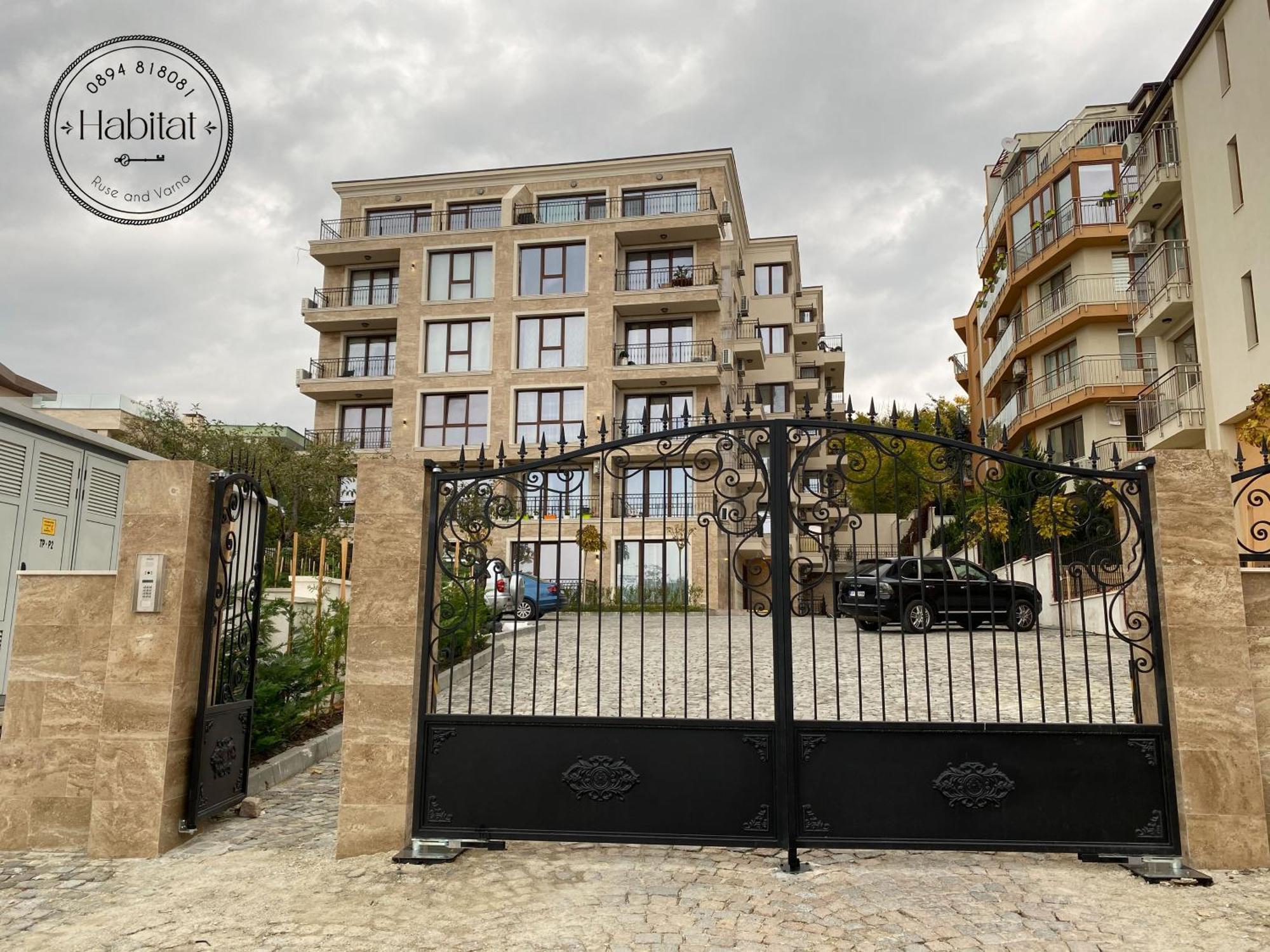 Habitat Sea View Apartment Varna Esterno foto